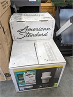 AMERICAN STANDARD COMPLETE TOILET