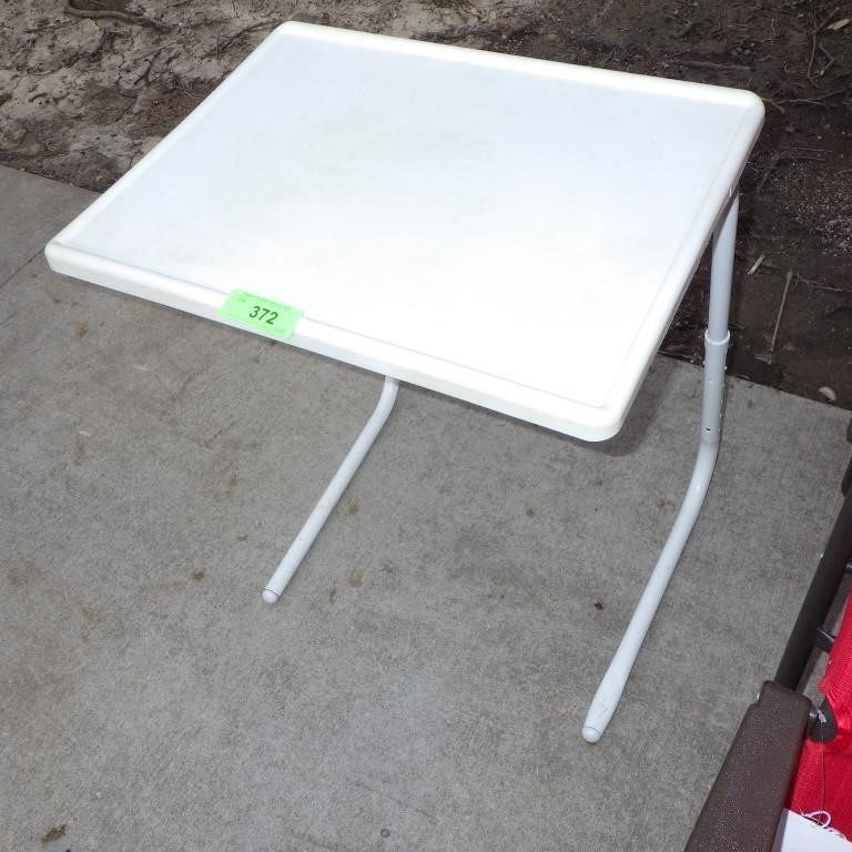 ADJUSTABLE UNDER BED / CHAIR TABLE