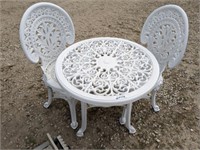 PLASTIC BISTRO TABLE, 2 CHAIRS