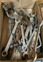 WRENCHES, TOOLS