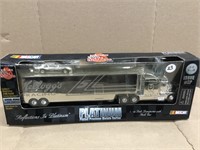 1999 #5Racing Champions 1:64 Transporter & Car