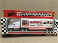 1993 Matchbox #14 Terry Labonte Transporter