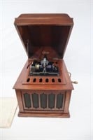 EDISON TABLETOP CYLINDER PLAYER: