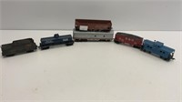 (5) HO scale trains: tender, coal hopper,