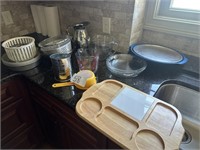 Pyrex Baking Dishes & Mixing Bowls