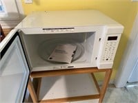 Kenmore Microwave & Microwave Cart
