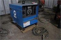 Miller Dialarc 250 AC/DC Welder