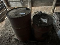 2 Oil Barrels