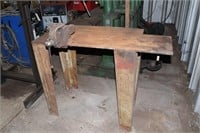 20" x 43" Welding Table w/Vise