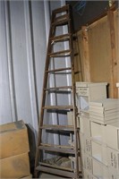 Werner 10' Wood Step Ladder