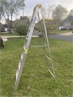 Werner 8 Foot Aluminam Step Ladder 225 lb Load