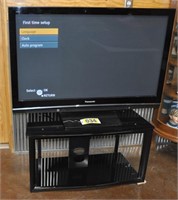 Panasonic Viera 50" color TV w/ stand and remote