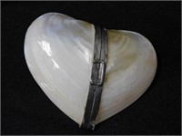 2 1/2" heart shaped hinged shell trinket