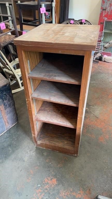 Storage cabinet