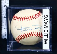Signed Willie Mays baseball w/ COA