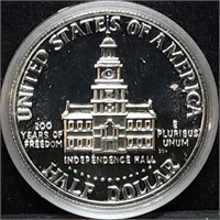 1976 Bicentennial Proof Silver Half Dollar in Caps