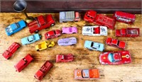 Mixed estate lot, inc toy cars, see photos