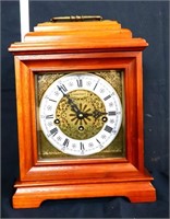 Ramcraft key wind mantle clock