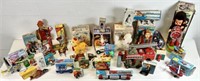LARGE COLLECTION OF VINTAGE TOYS