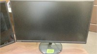 1 Lenovo 32” c32q20 dMI monitor, 1 LG 32”