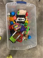 Tote lot of miscellaneous toys