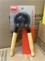 (147x) Pro Fresh Nut Cracker