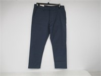 English Laundry Men's 34x30 Straight Fit Chino