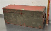 Vintage tool box, 22x8x9.5