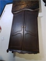 Bespaq armore Furniture cabinet needs foot re