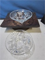 Set of 2 pattern glass bowls on short feet