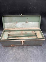 Vtg Metal Toolbox