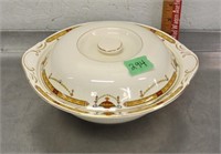 Antique Bridgwood (Surry) covered dish