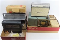 2 Trays Vintage Radios