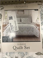 Details 3 pc King quilt set