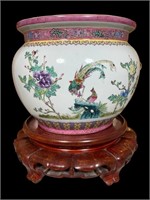 Chinese Cache Pot with a Character Story