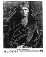 MacGyver Richard Dean Anderson signed photo