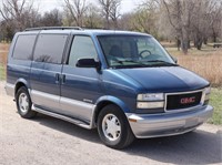 2000 GMC Safari Van