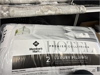 MM 2 pack Q pillows