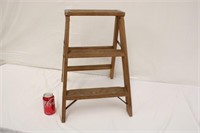 Wooden 2 Step Ladder