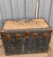 Vintage Steamer Trunk 35x22x24 Needs Hinges