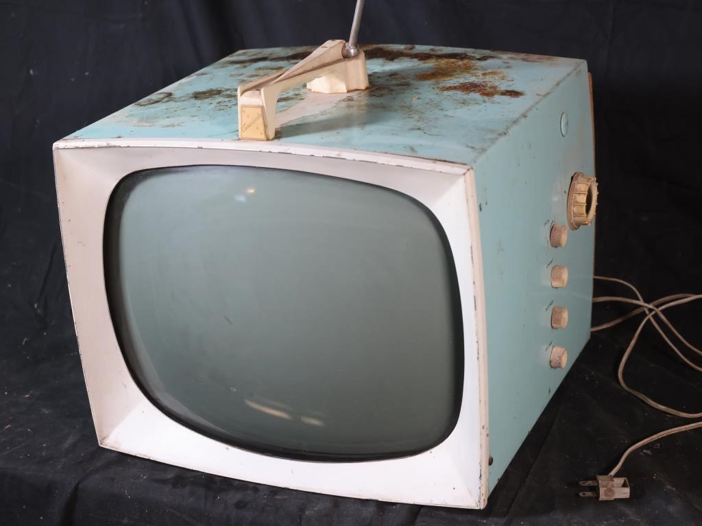 Vintage TV (not working) Coaxial Cable