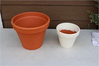 Terra Cotta Plant Pots set of 2