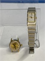 Lady's Seiko quartz wristwatch with an integral