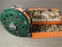 Shakespeare 2533 Fly Fishing Reel with Flies Hand