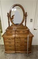 Wooden Rock City Dresser w/Mirror