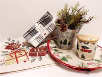 CHRISTMAS TABLE RUNNER + PLACEMATS + NAPKINS