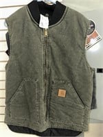 Carhartt size LT vest