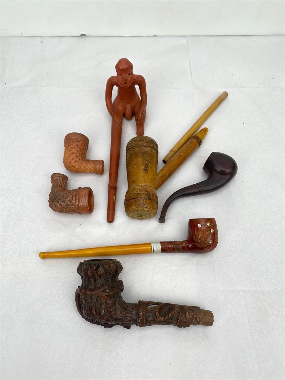 Lot of Vintage Novelty Pipes & Parts
