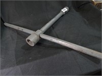 Ken-tool Lug Wrench w/ Cross Bar