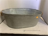Metal Oval Tub